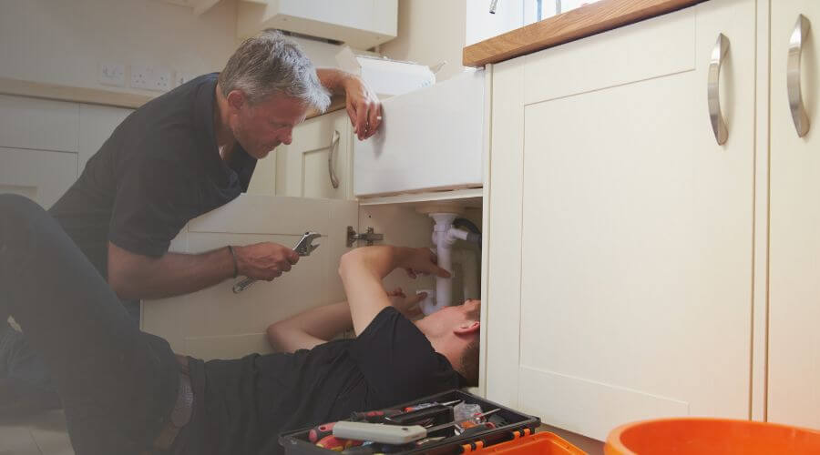 Licensed Plumber in Chataignier, LA